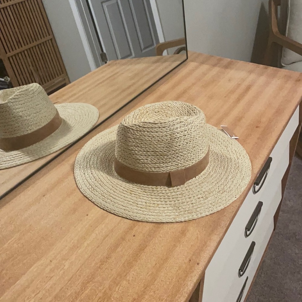 Straw hat - never worn.